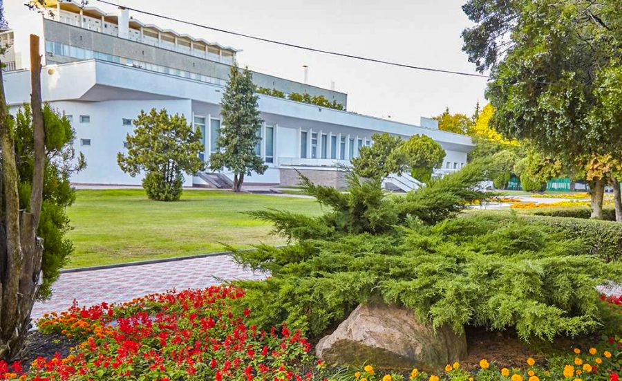 Санаторий Калинина в городе Ессентуки - фотография