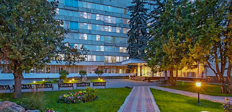 Санаторий Калинина в городе Ессентуки - фотография