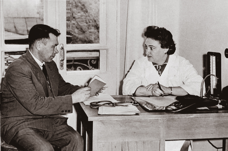 Историческое фото санатория Калинина в городе Ессентуки - фотография