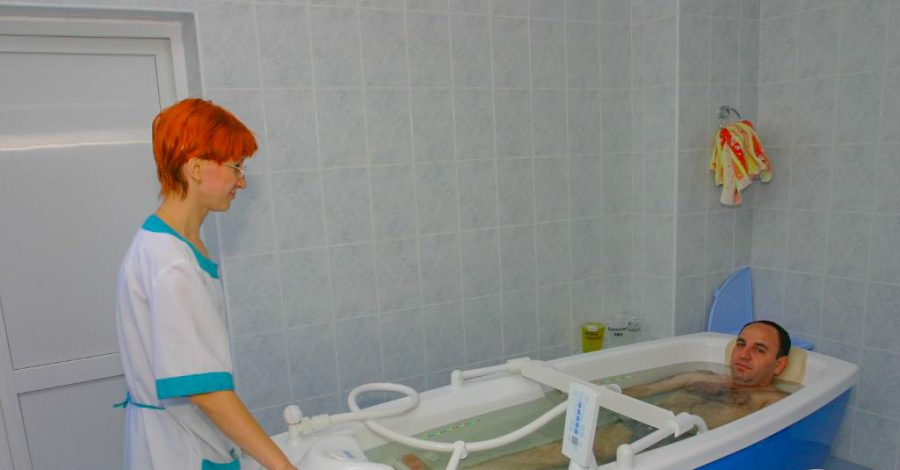 Общие вихревые ванны в санатории Калинина в городе Ессентуки - фотография