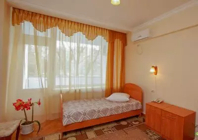 Номер «Двухместный» в санатории Калинина в Ессентуках - фотография