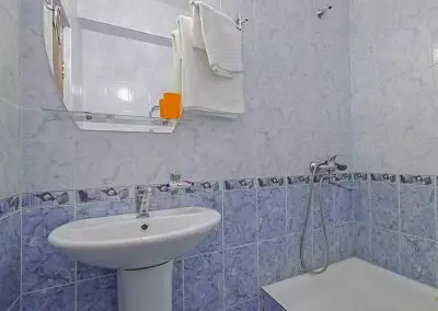 Номер «Двухместный» в санатории Калинина в Ессентуках - фотография