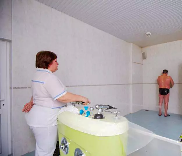 Душ Шарко в санатории Калинина в городе Ессентуки - фотография