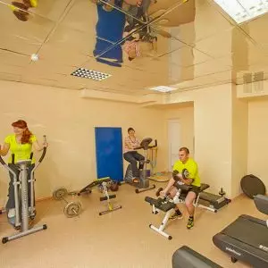 Тренажерный зал в санатории Калинина в городе Ессентуки - фотография